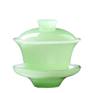 En Gaiwan Jade Tekanna
