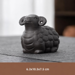 Djurformad tea pet i lila lera — Får