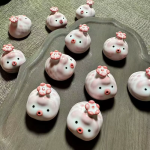 Grisformad tea pet i keramik