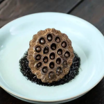 Lotusformad tea pet i keramik