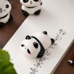 Pandafigur som tea pet i keramik