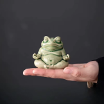 Tea pet groda i glaserad keramik — 7 × 6 cm