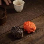 Tea pet som byter färg i resin